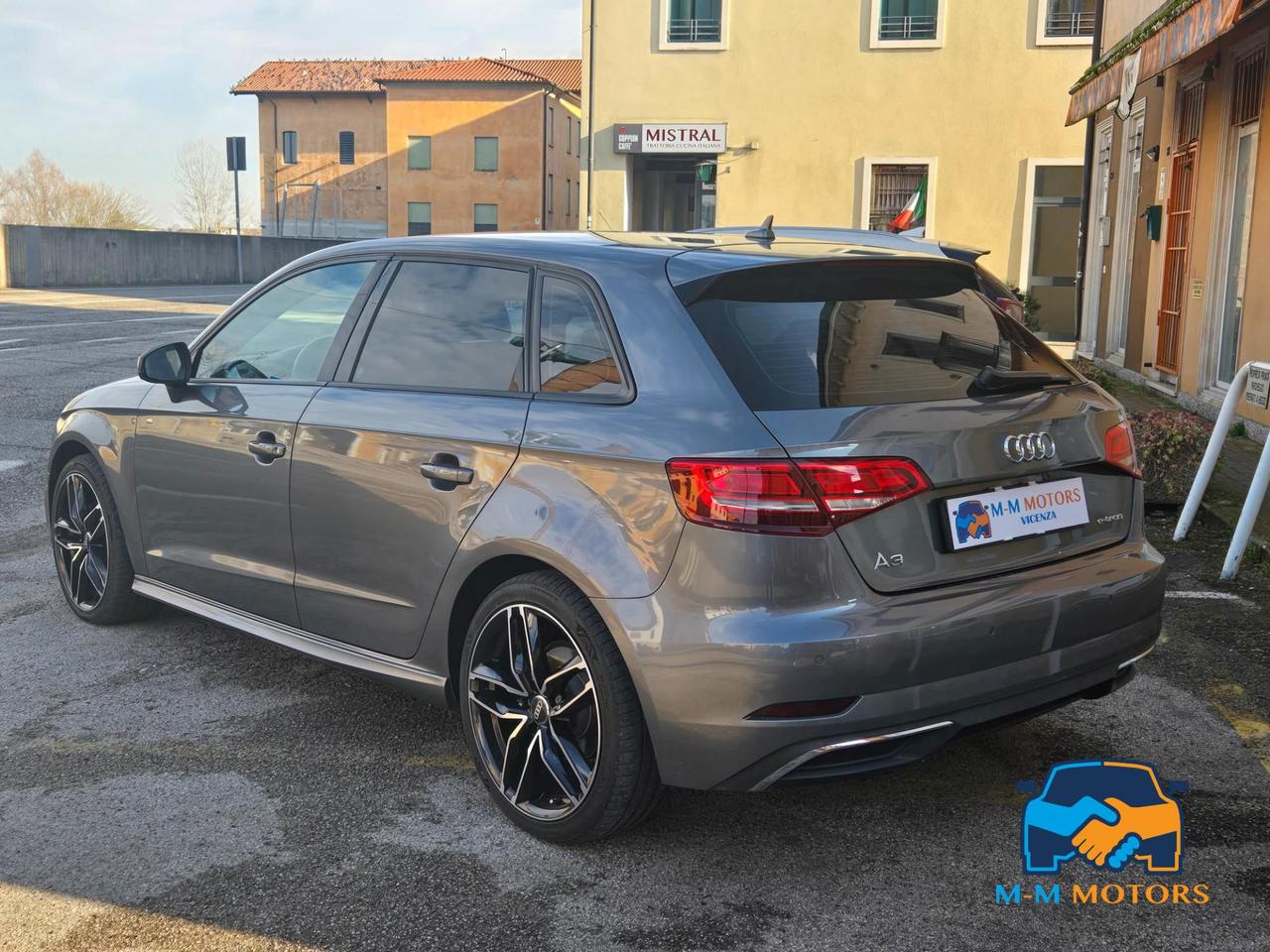 Audi A3 Sportback 1.4 tfsi e-tron s-tronic