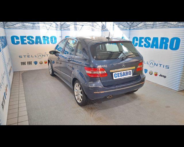MERCEDES-BENZ B 200 cdi Sport