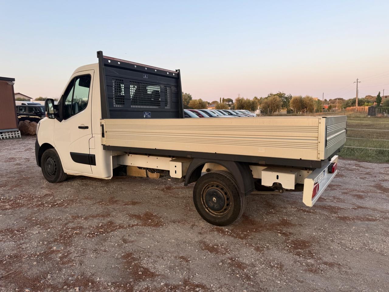 Renault Master Cabinato