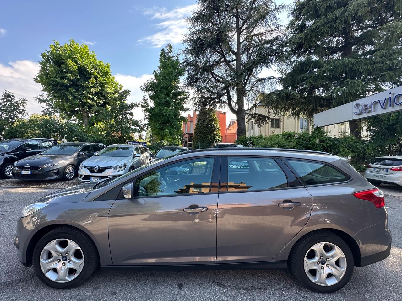 Ford Focus 1.6 120 CV GPL SW Titanium