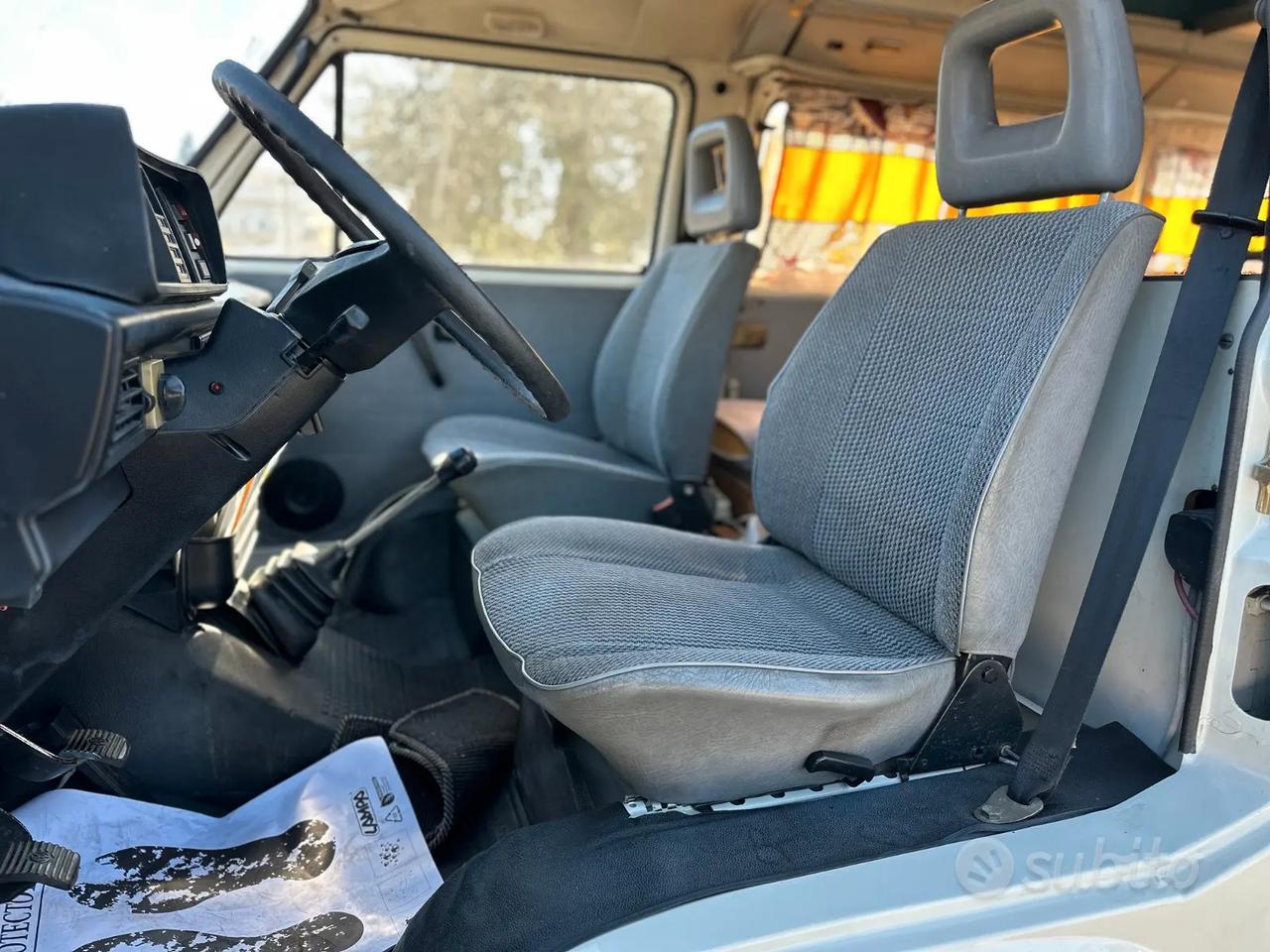 Volkswagen T3 Westfalia Joker 'Hochdach' Italiano