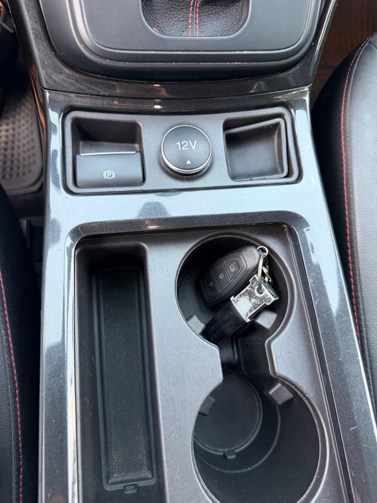 Ford Kuga 2.0 TDCI 150 CV S&S 4WD Powershift ST-Line
