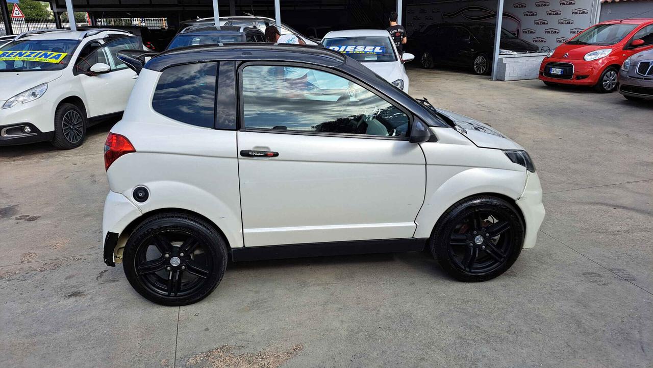 Aixam GTO Minicar 2015