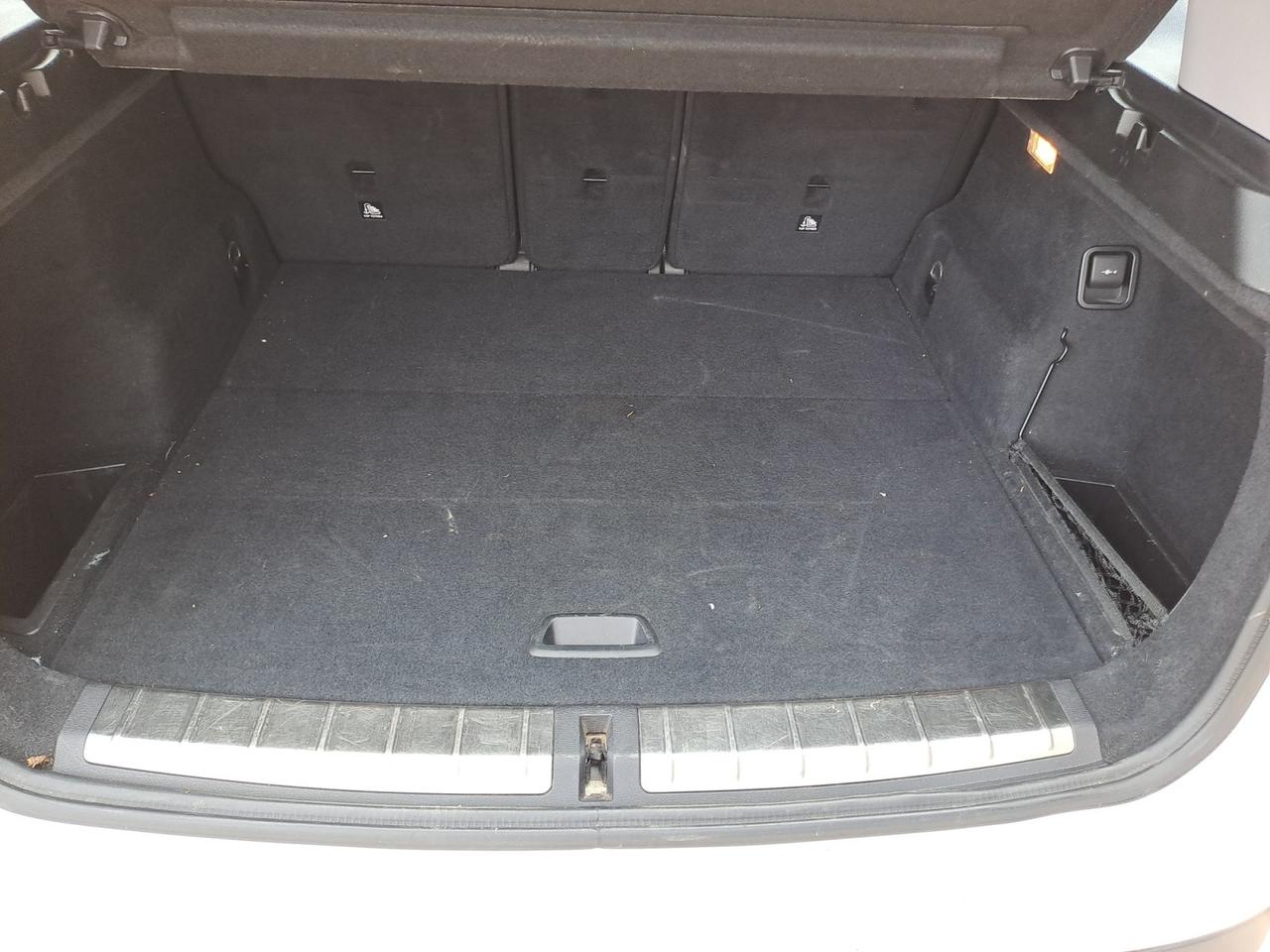 BMW X1 (F48) - X1 sDrive16d