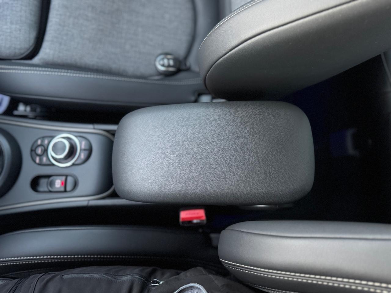 Mini Cooper Countryman 1.5 Essential 136cv final edition