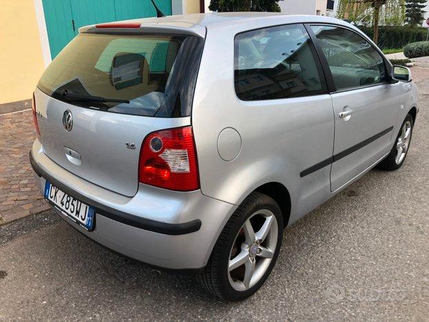 VW POLO 1.4 SPORTLINE BENZINA - NEOPATENTATI