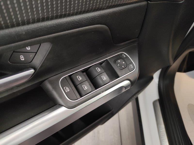 Mercedes-Benz GLB (X247) - GLB 180 Automatic Sport Plus