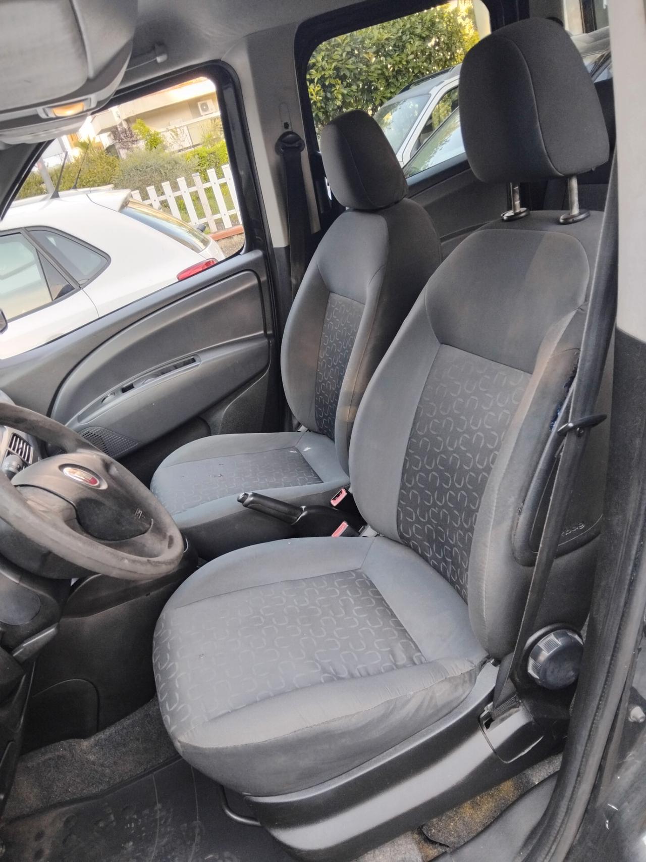 Fiat Doblo Doblò 1.6 MJT 16V 105 cv emotion