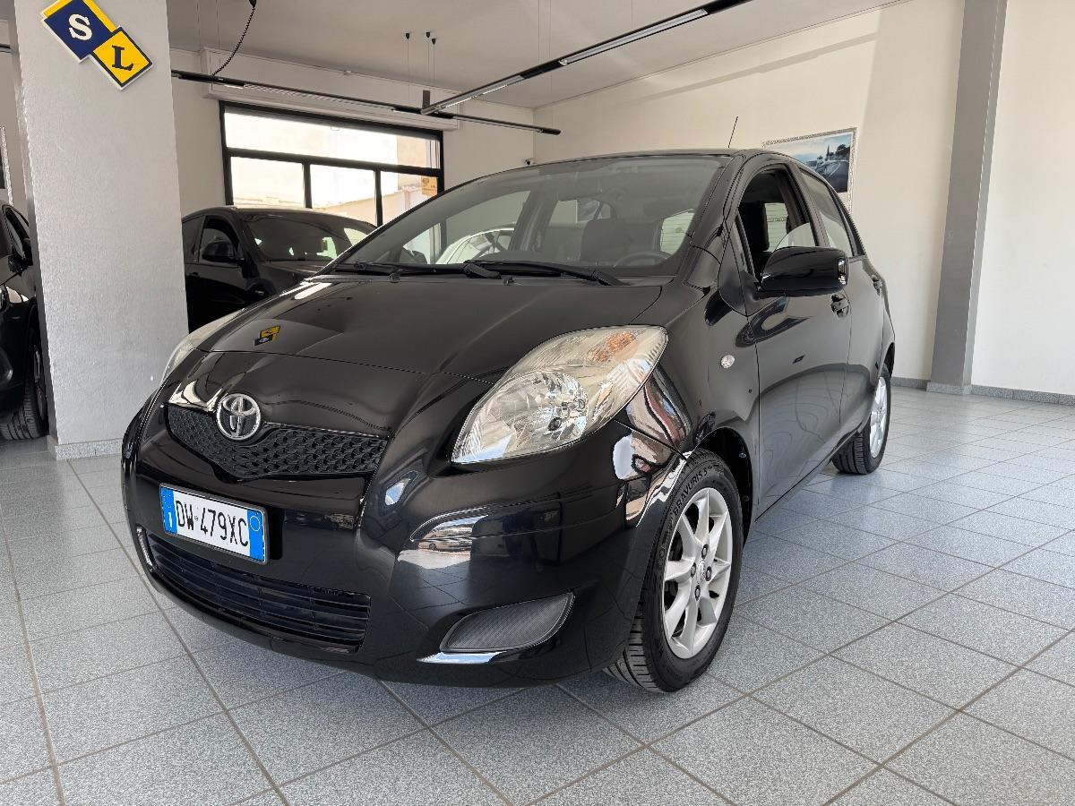 TOYOTA YARIS 1.4 D-4D 5p. Sol ADATTA NEOPATENTATI