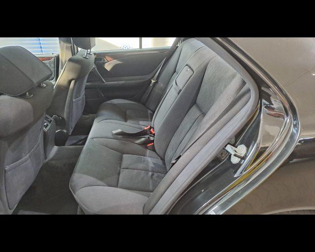 MERCEDES-BENZ E 200 k Elegance