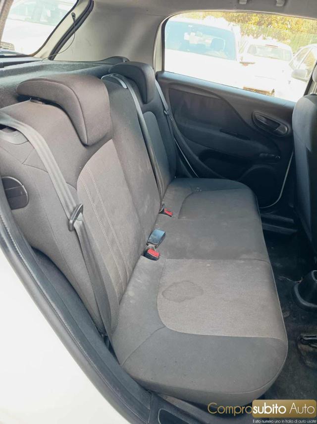 FIAT Punto 1.2 8V 5 porte Lounge
