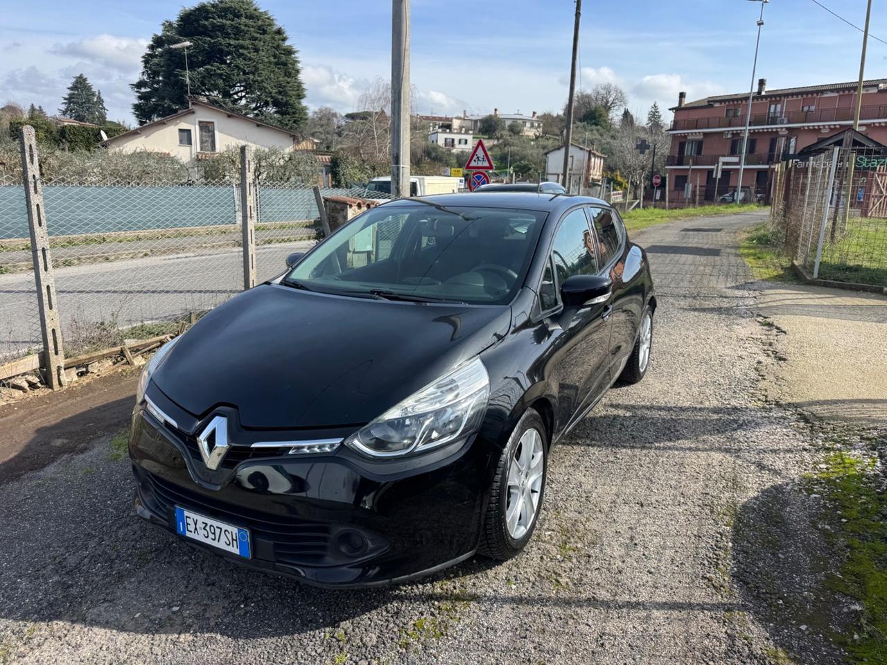 Renault Clio 1.2 75CV 5 porte Live NEOPATENTATI