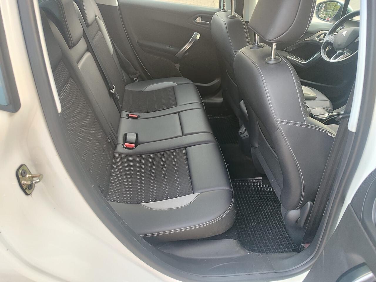 Peugeot 2008 1.6 e-HDi Allure FULL PERFETTA!!!!!!