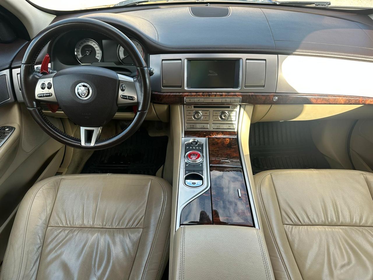 Jaguar XF 3.0 D V6