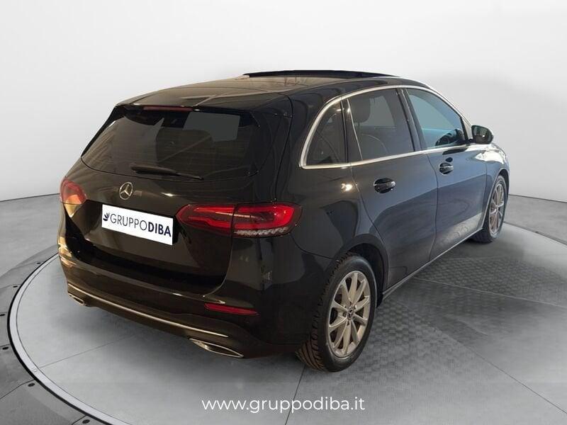 Mercedes-Benz Classe B - W247 2018 Diesel B 180 d Sport Extra auto