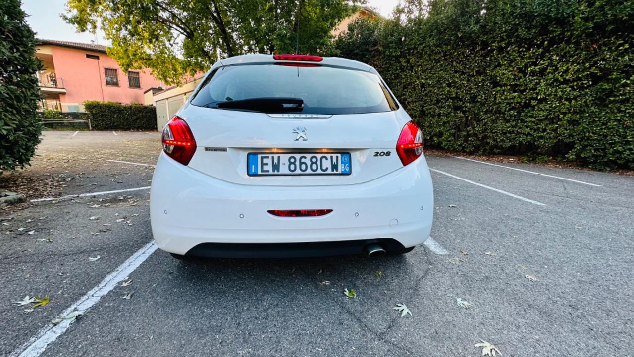 Peugeot 208.3 porte Allure.ok neopatentati.tagliandi certificati