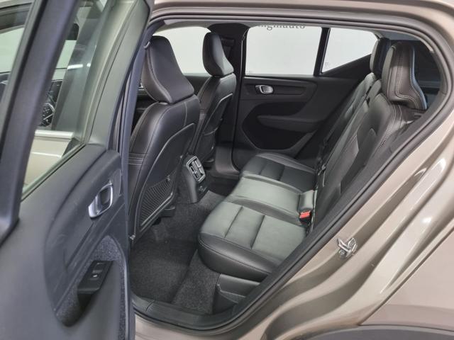VOLVO XC40 T5 Recharge Plug-in Hybrid Inscription