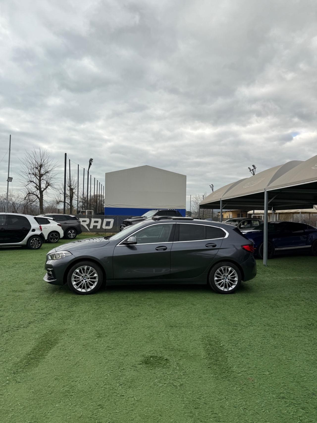 Bmw 118 118d 5p. Msport TETTO APRIBILE