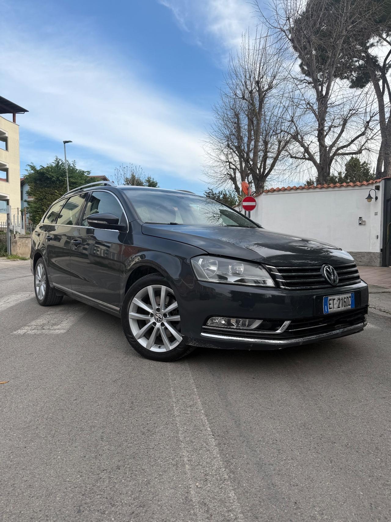 Volkswagen Passat 2.0 TDI Highline BlueM. Tech.