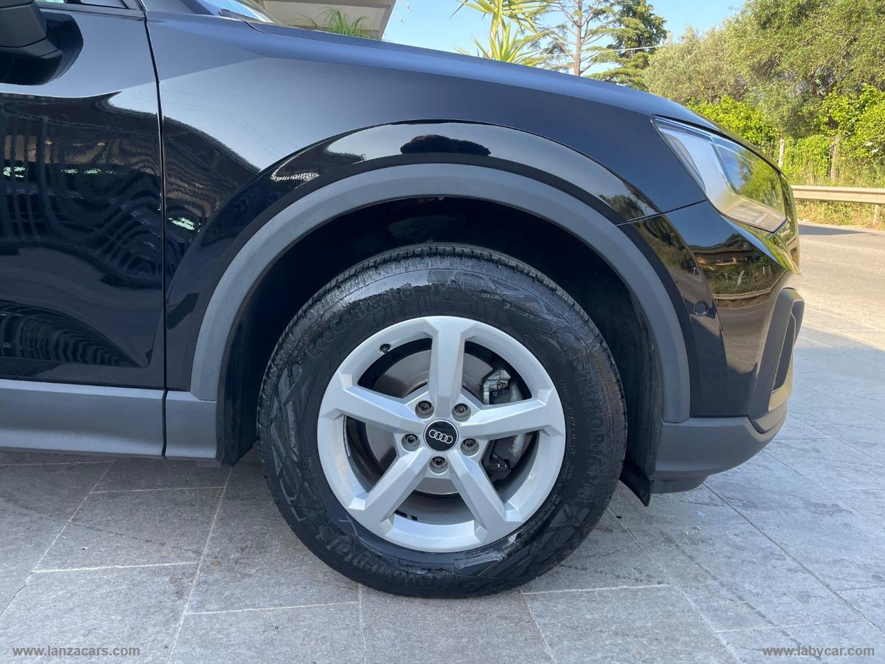 AUDI Q2 30 TDI Business Advanced
