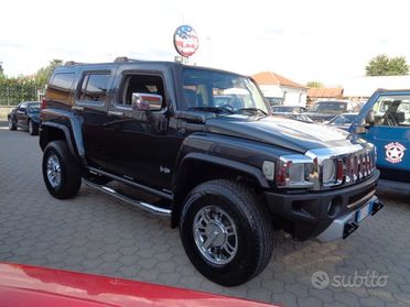 Hummer H3 benzina v8