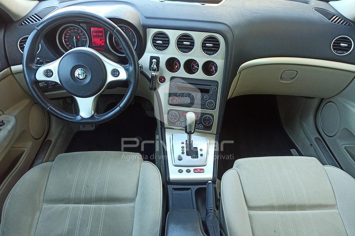 ALFA ROMEO 159 1.9 JTDm 16V Distinctive Q-Tronic