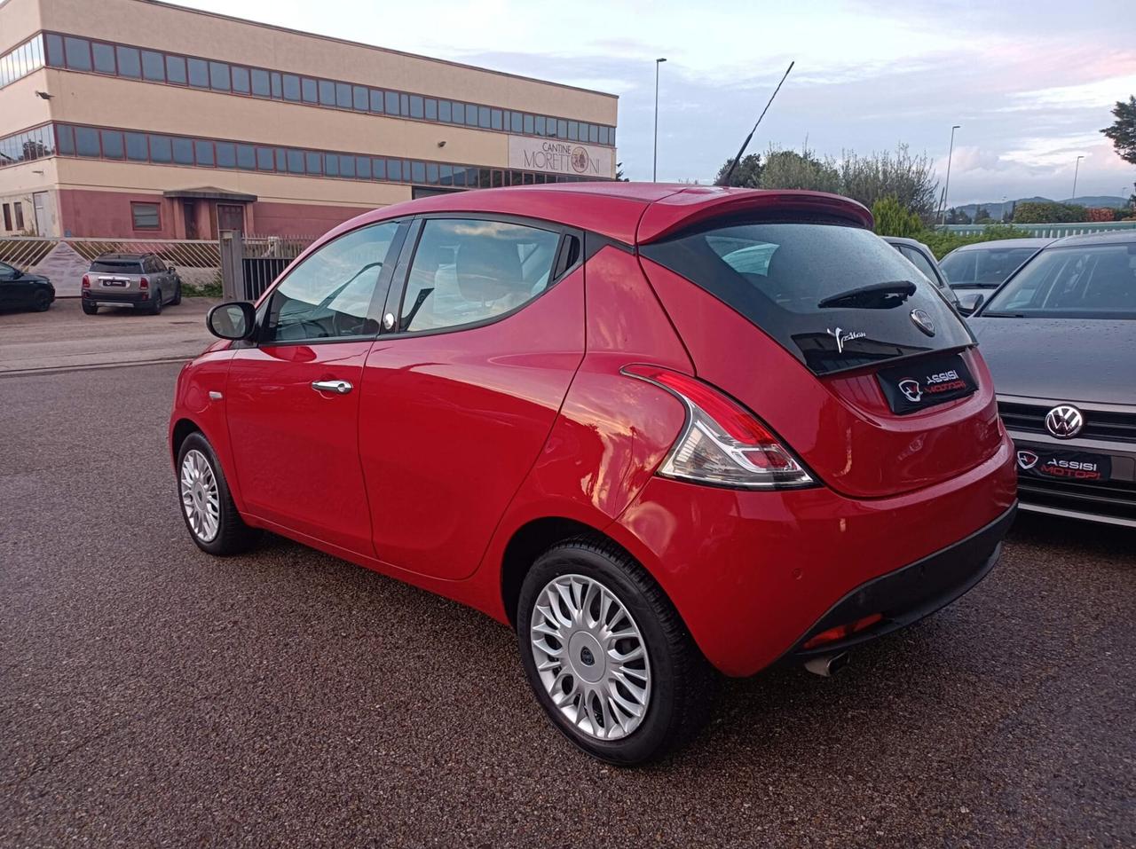 Lancia Ypsilon 1.2 69 CV 5 porte GPL Ecochic Mya