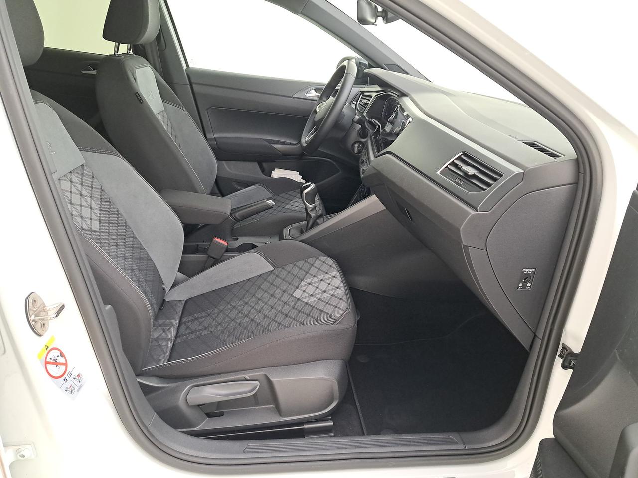 Volkswagen Taigo 1.0 tsi r-line 110cv