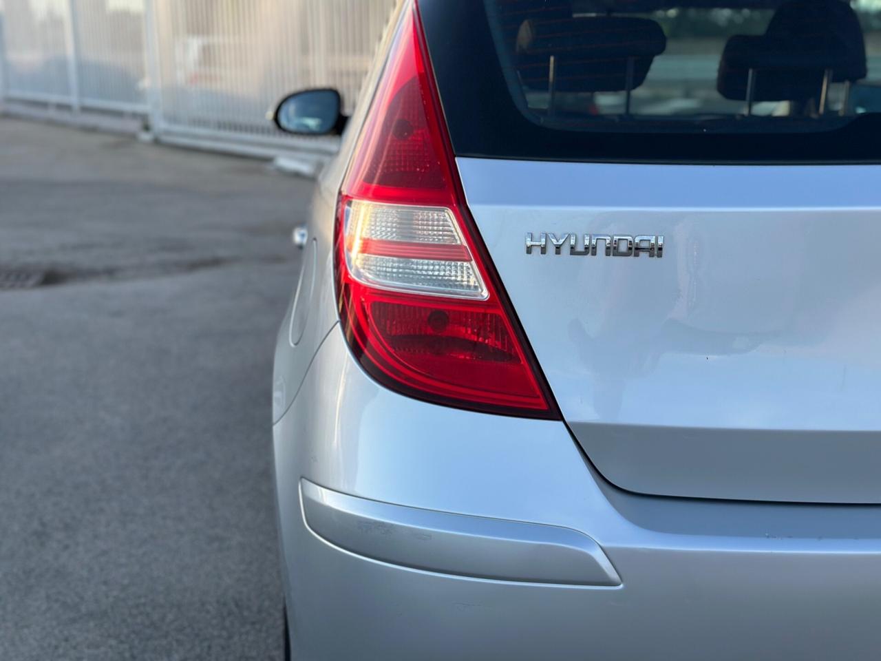 Hyundai i30 2011 1.6 CRDi Diesel 90CV 6 marce Comf