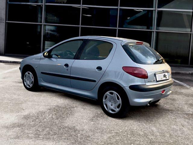 PEUGEOT 206 1.4 BENZ 75CV 5p. Roland Garros ADATTA NEOPATENTAT