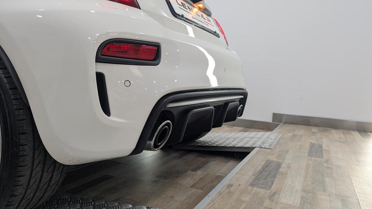 Abarth 595 1.4 Turbo T-Jet 165 CV Turismo