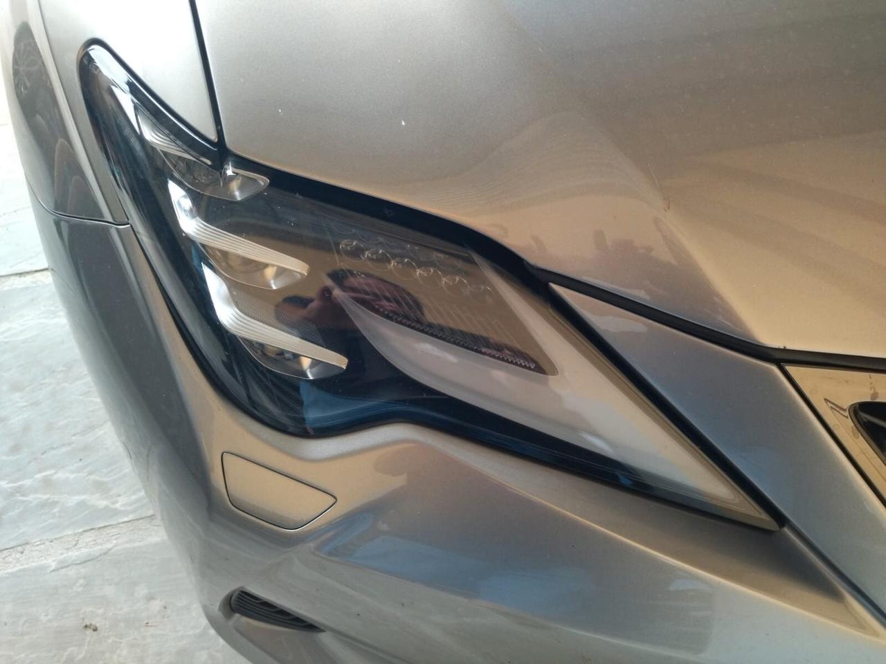Lexus RC 300h Hybrid F Sport