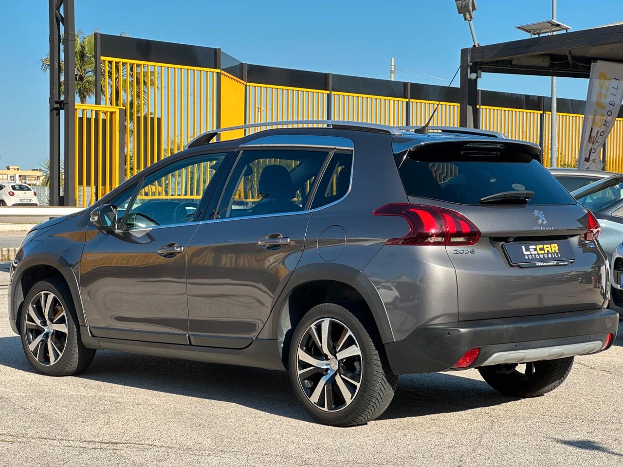 PEUGEOT 2008 BlueHDi 120 S&S Allure