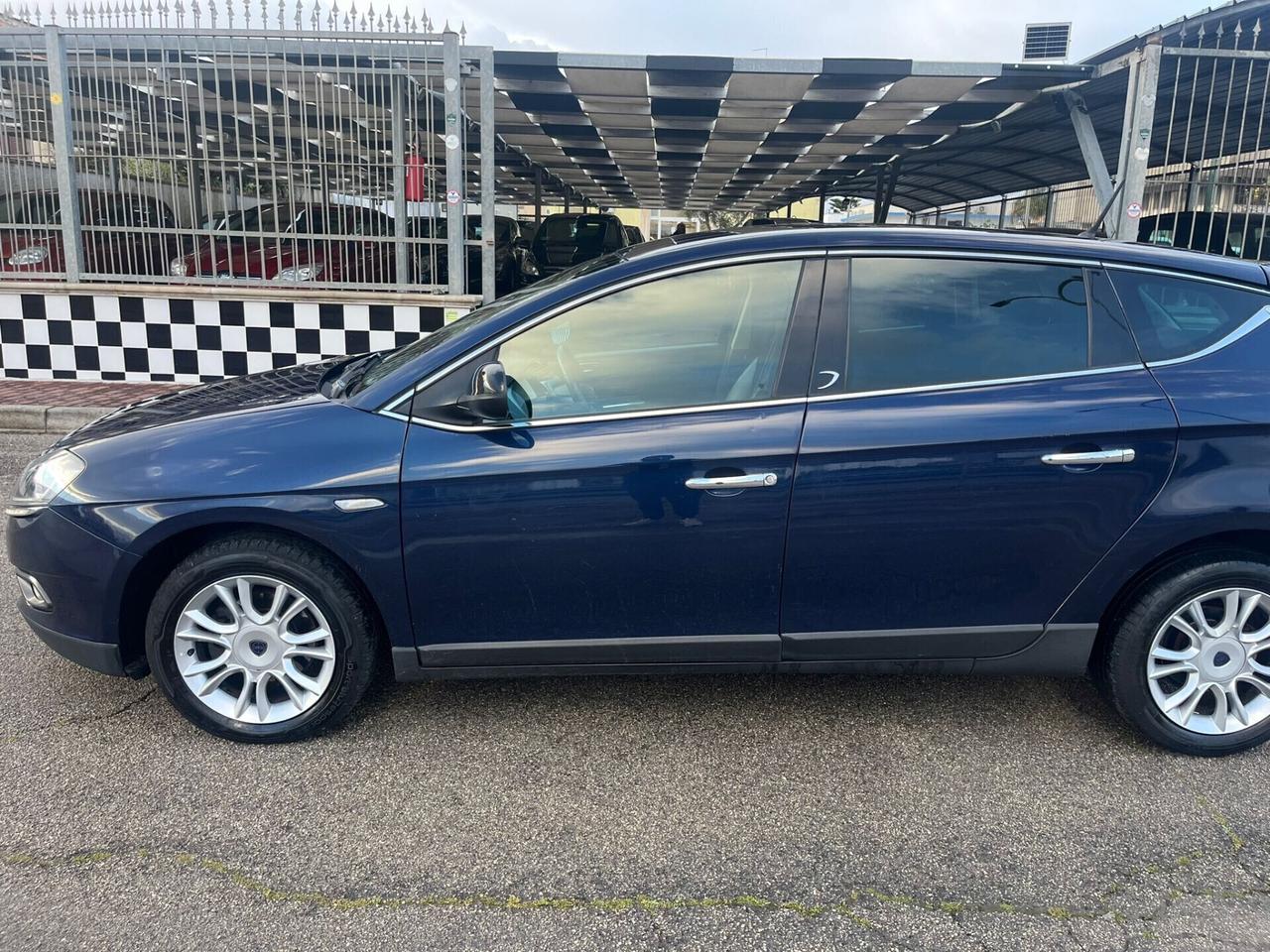 Lancia Delta 1.6 MJT Platino Unipro 2009