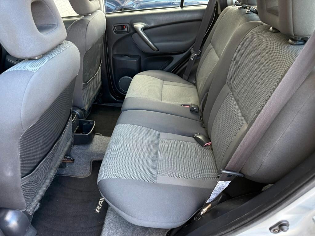 Toyota Rav4 4x4 2.0 D-4d 16v 5p Sol