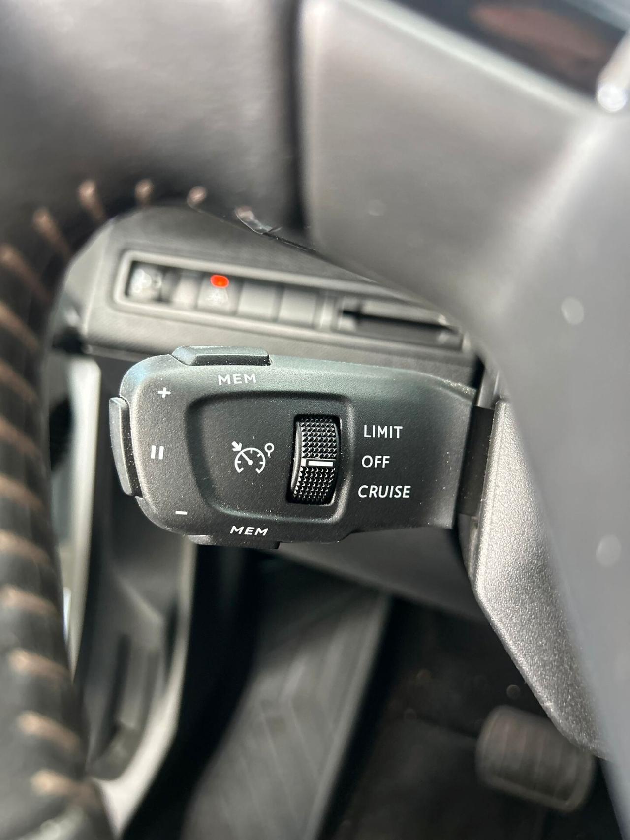 Peugeot 3008 EAT8 1.5 diesel 130 CV Active