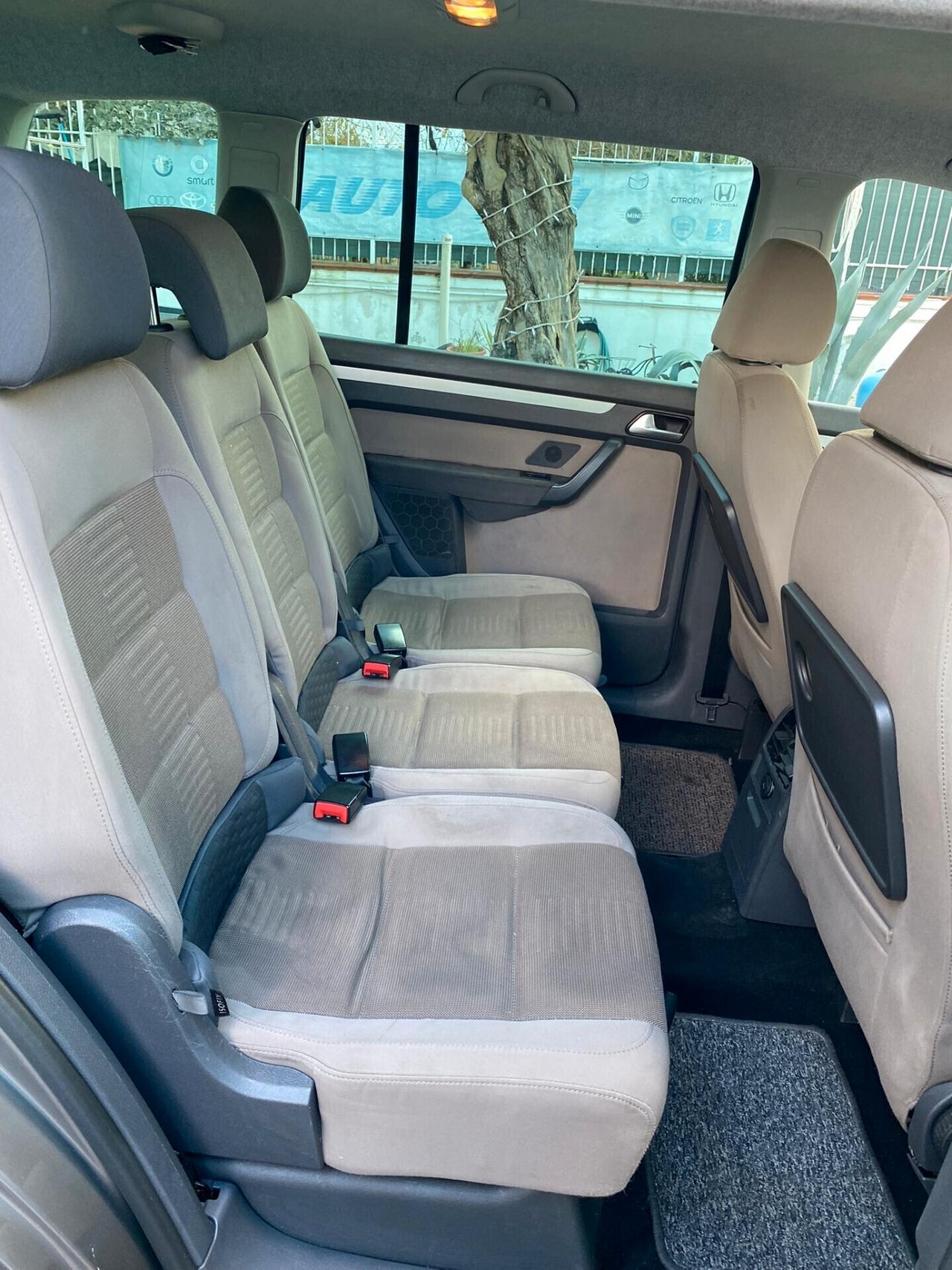 Volkswagen Touran 1.4 16V TSI Highline IMPIANTO GPL CAMBIO AUTOMATICO