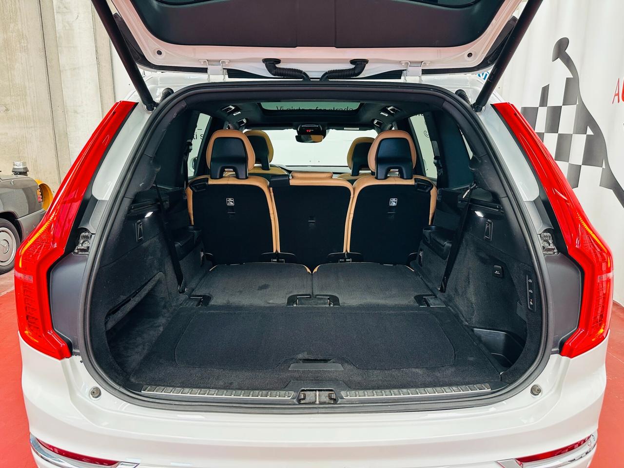 Volvo XC90 D5 AWD MY18 Geartronic 7 posti Inscription