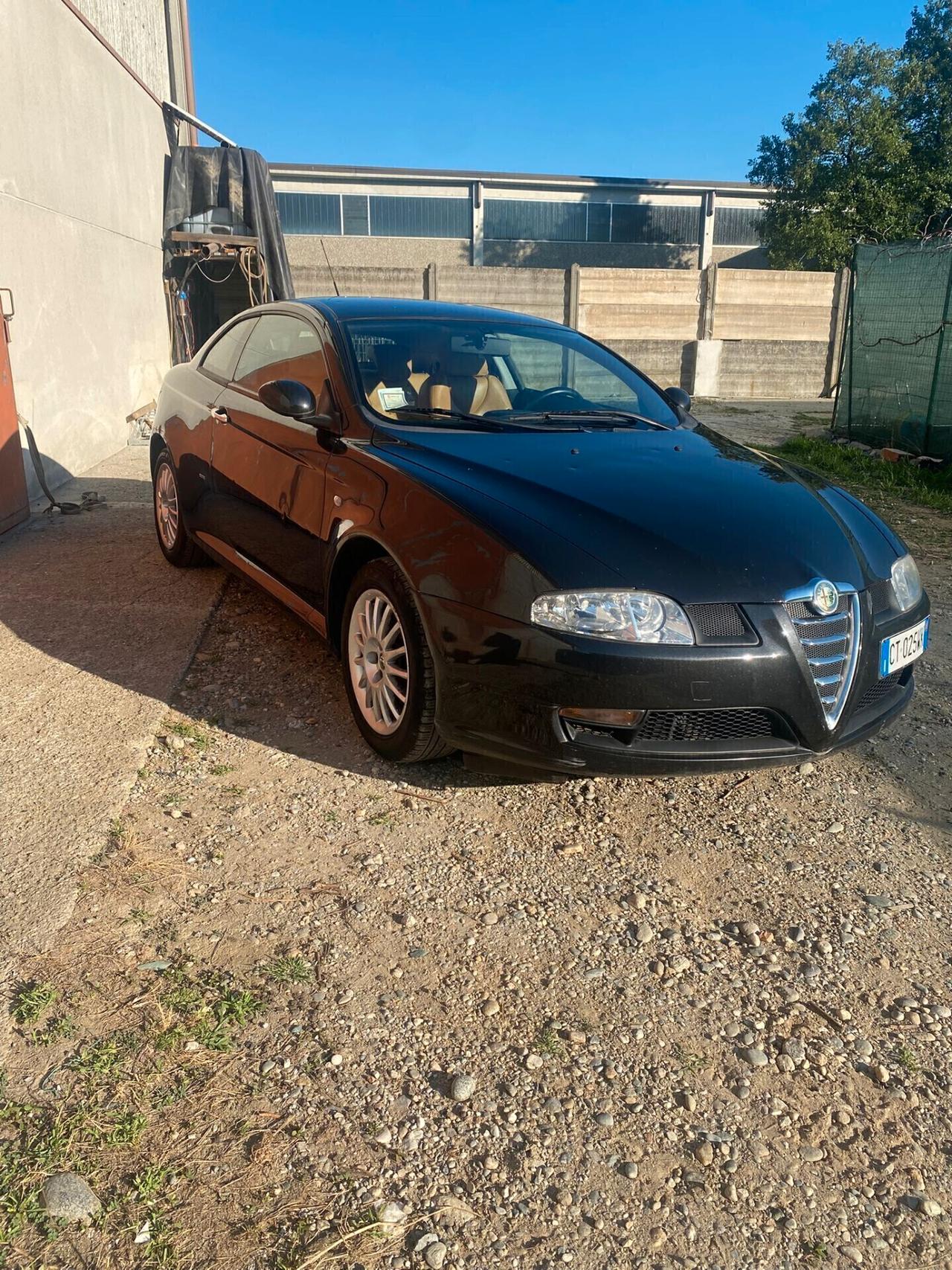 Alfa Romeo GT 1.9 MJT 16V Luxury