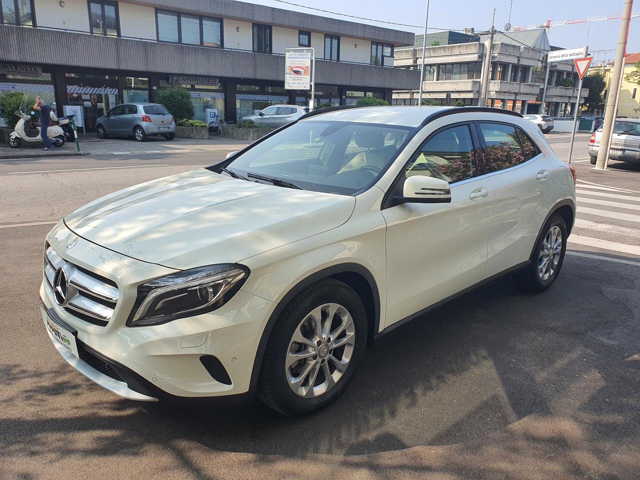 Mercedes-benz GLA 200 GLA 200 d Executive