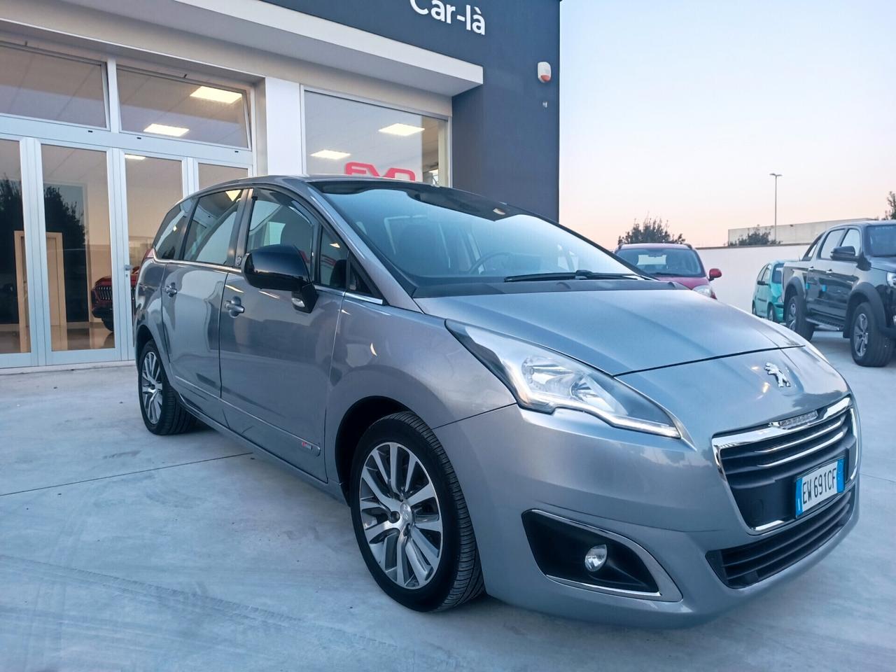 Peugeot 5008 2.0 HDi 163CV aut. Allure