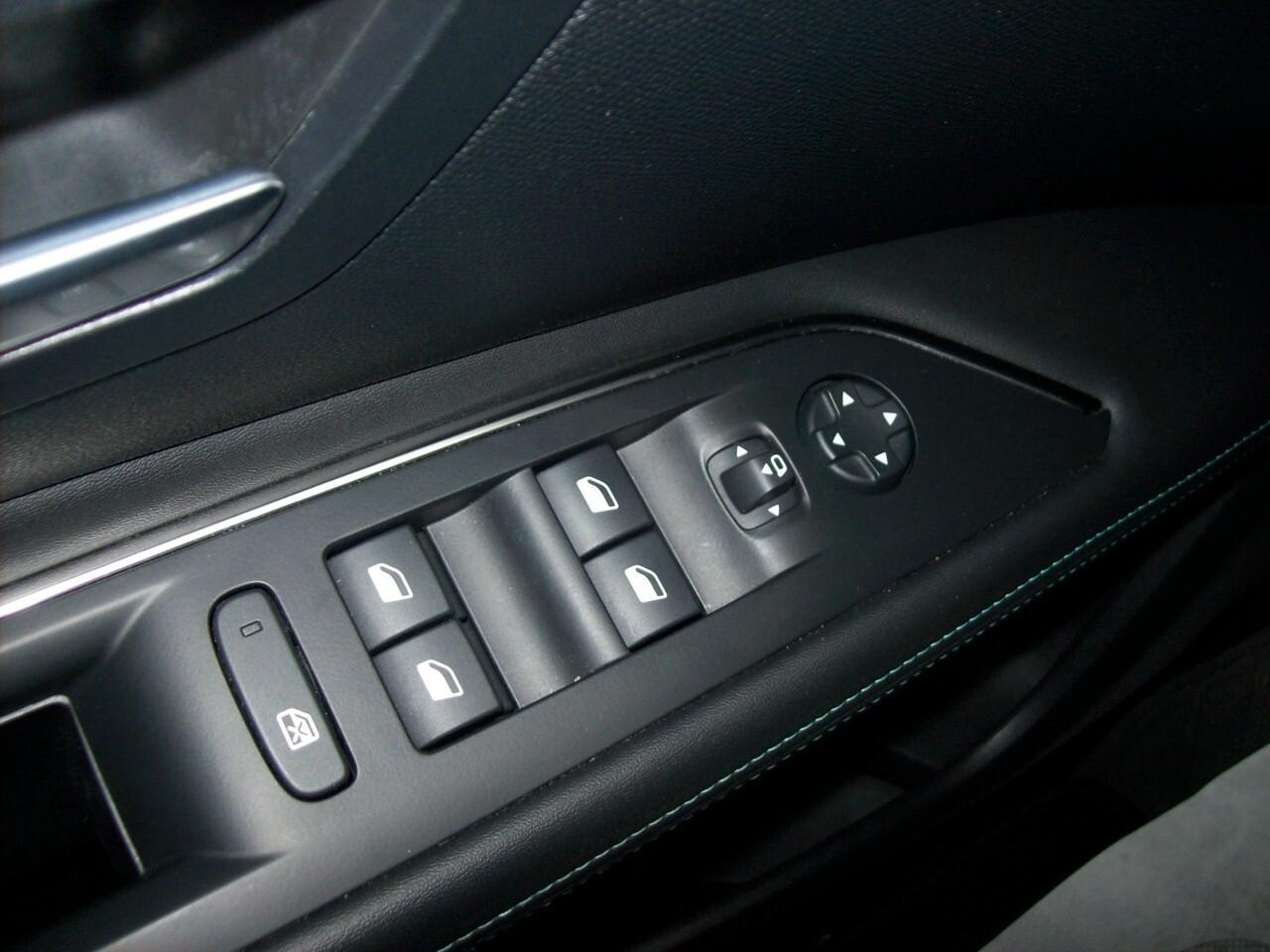 Peugeot 3008 1.5 BlueHDi 130CV S&S EAT8 Allure Pack