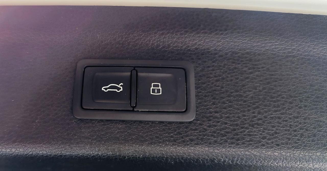 Audi Q3 35 2.0 TDI 150CV S tronic S line edition