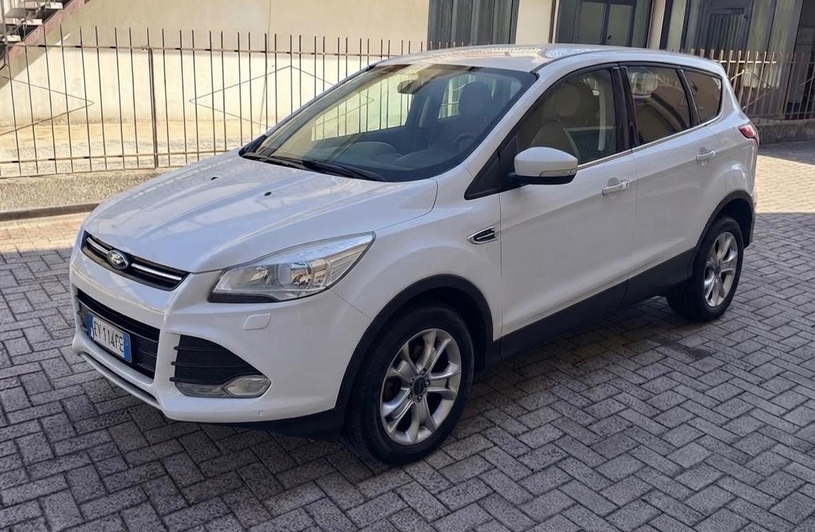 Ford Kuga 2.0 TDCI 150 CV Titanium
