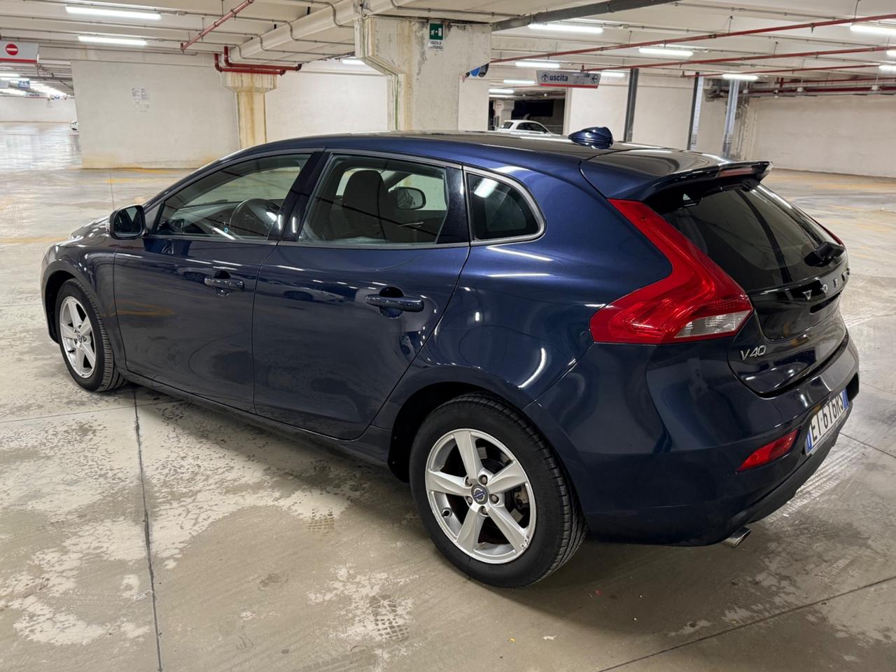 Volvo V40 D3