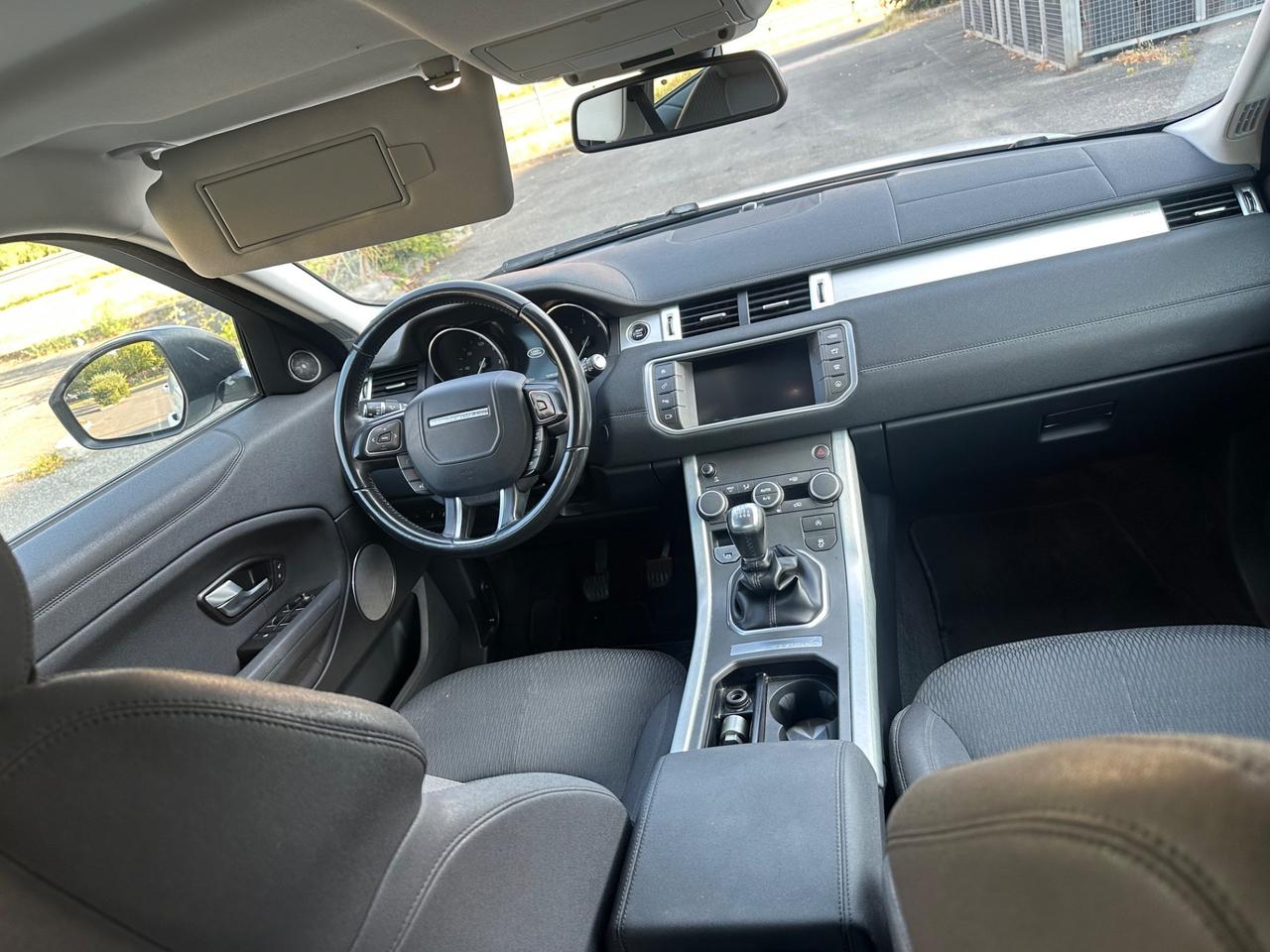 Land Rover Range Evoque 2.0 TD4 150 CV 5p. Pure