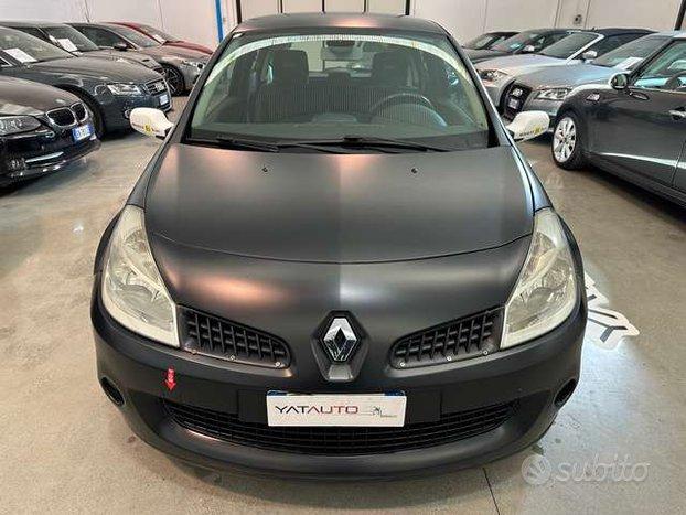 Renault Clio 3p 2.0 16v RS 200cv
