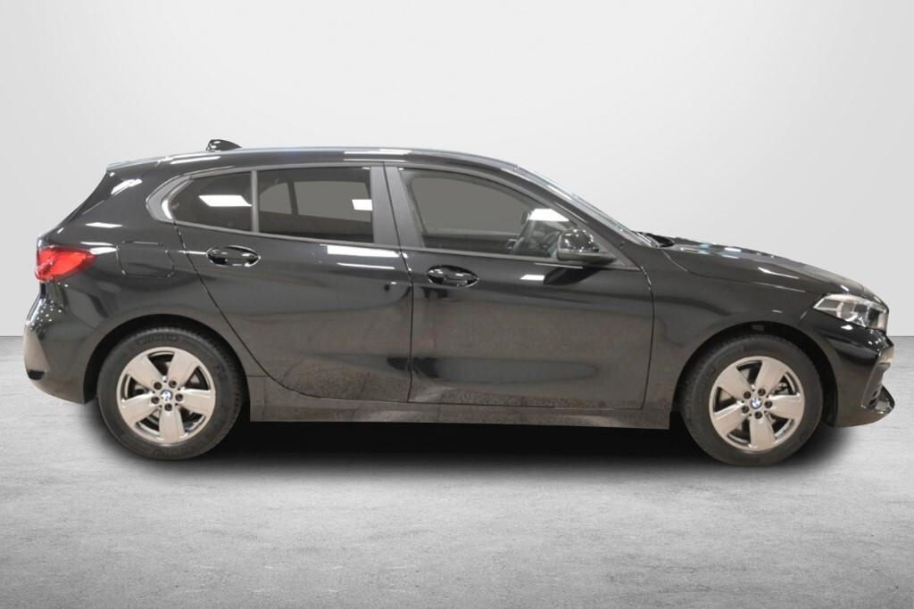 Bmw 116 116D 6M BUSINESS ADVANTAGE ( FARI LED - COCKPIT PDC NAVI MIRROR CRUISE )