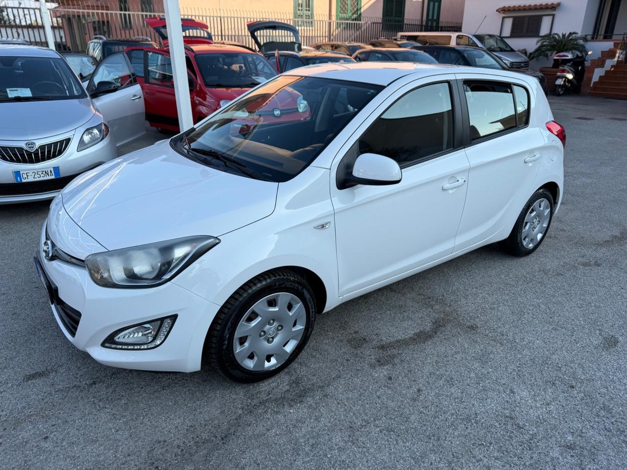 Hyundai i20 1.1 CRDi 5p. Sound Edition