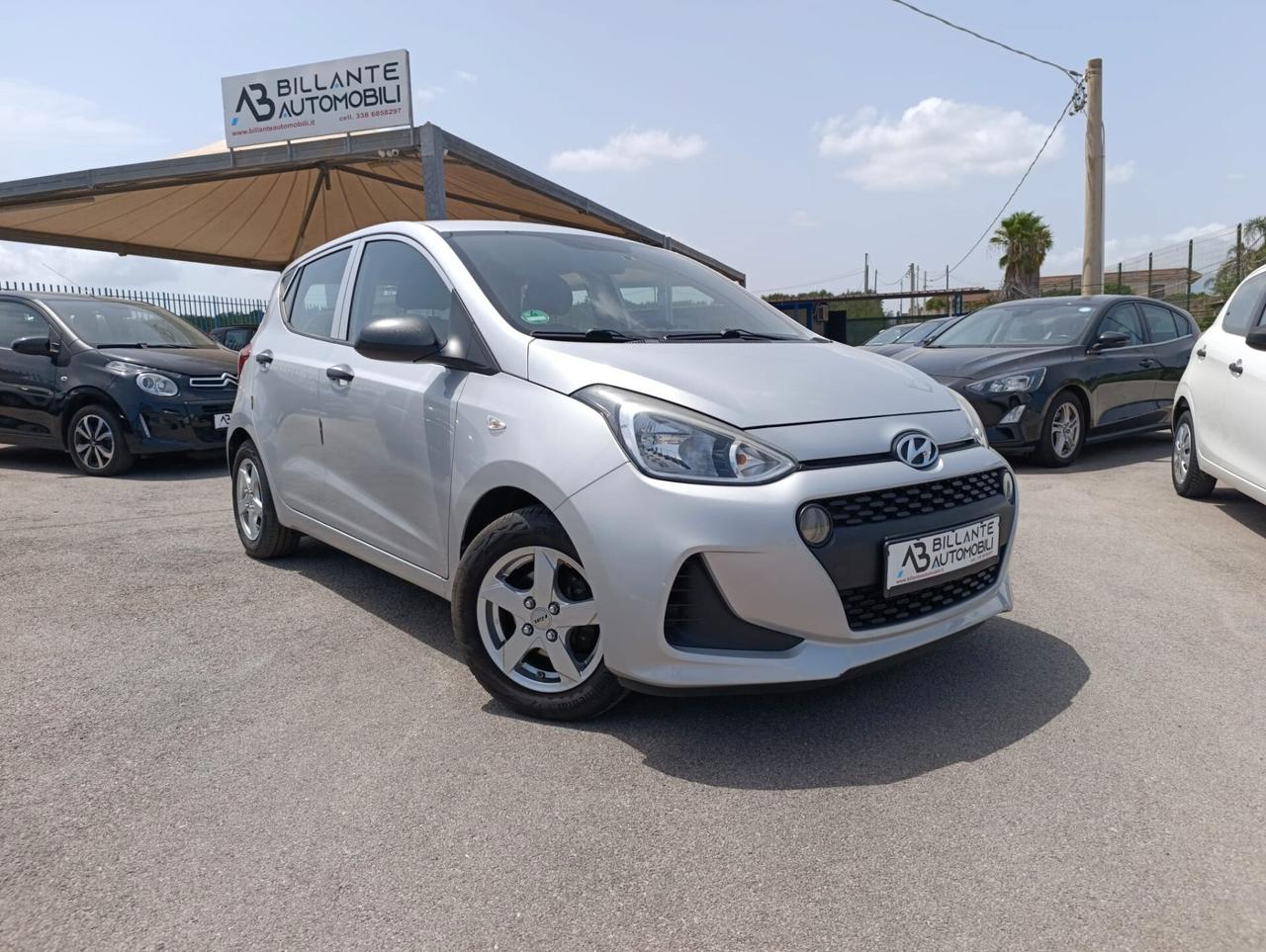 Hyundai i10 1.0 cv 67 cv 2017